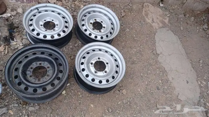 جنوط جيب 97 للبيع بكفراتها الحد 1500 السوم 1200 7