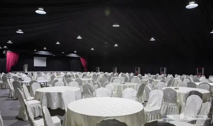 خيام أوربية فاخرة مزيج من الحضر والبدو تعطي انطباع الألفة 5