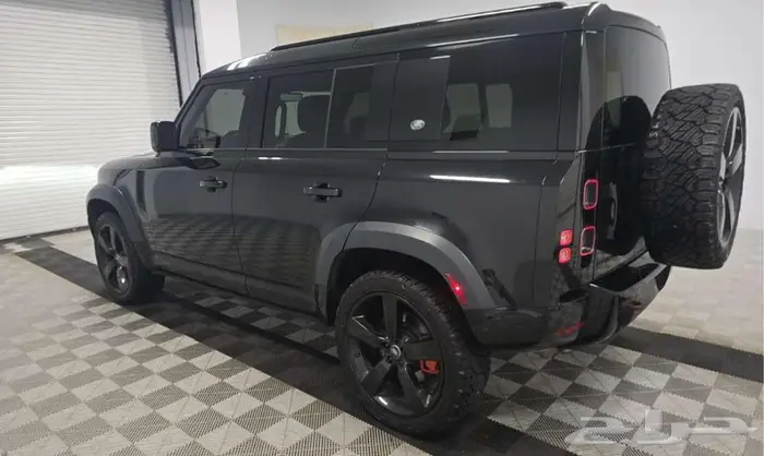 2023 Land Rover Defender 110 X 6