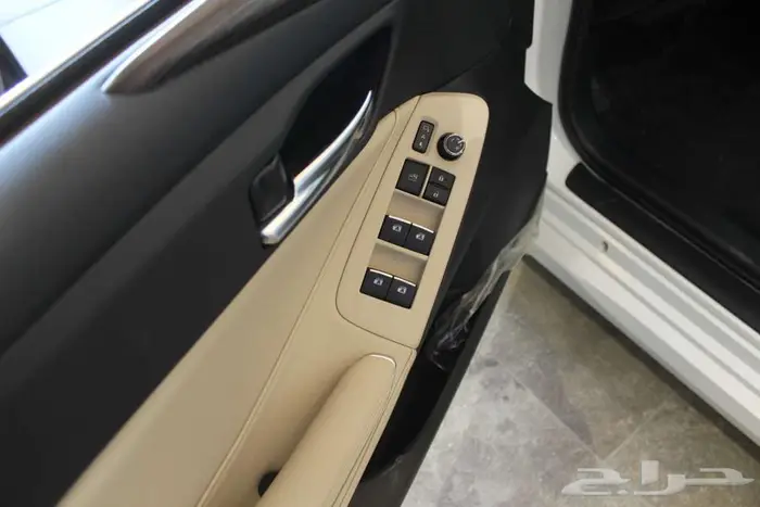 تويوتا افالون XLE بريمي موديل 2022 10