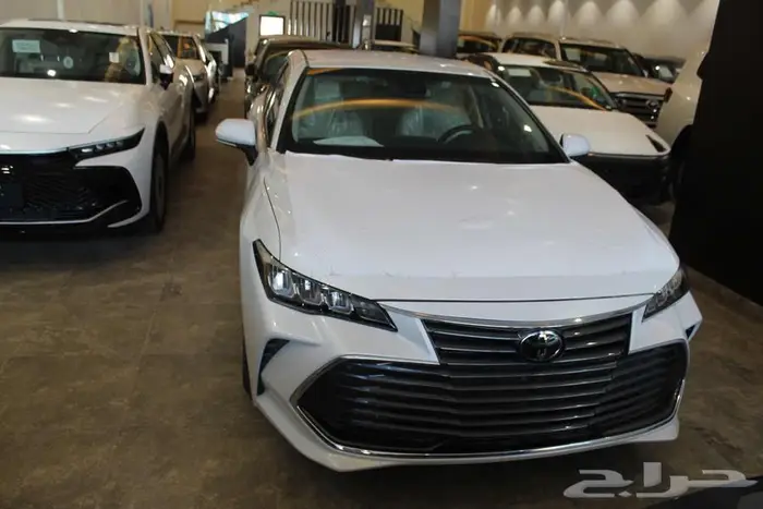 تويوتا افالون XLE بريمي موديل 2022 0