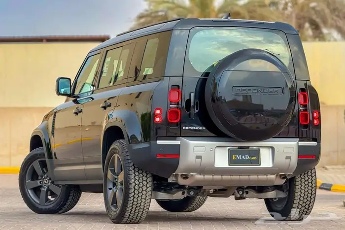 لاند روفر ديفندر S 110 2025 اسود خليجي زيرو 3