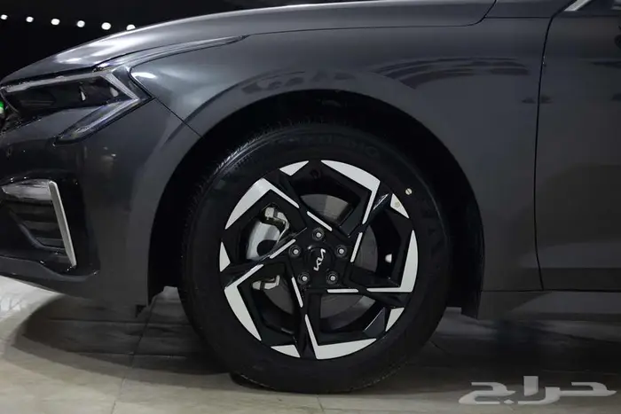 كيا K5 نص فل GLS 2026 كاش و اقساط 4