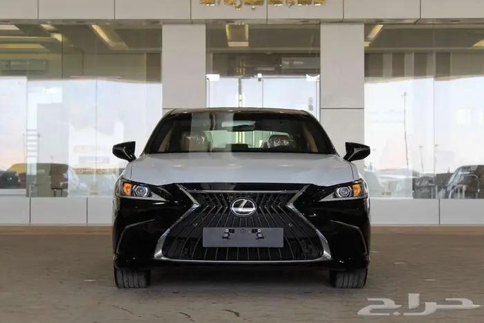 لكزس - ES300 Bh هايبرد -2025- نص فل- خليجي 0