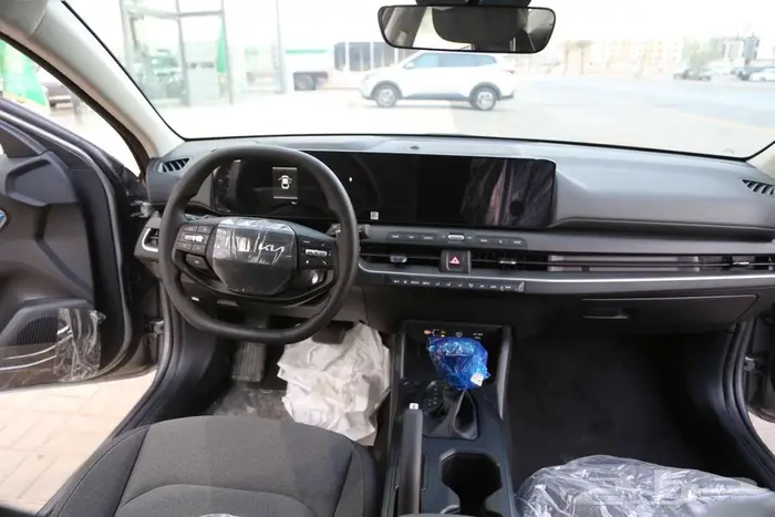 كيا K4 2026   فئة LX 1.6L (نص فل) ب 81650 بالضريبة 14