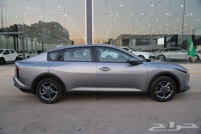 كيا K4 2026   فئة LX 1.6L (نص فل) ب 81650 بالضريبة 5