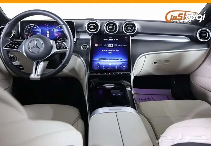2025 مرسيدس C 300 7