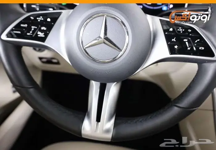 2025 مرسيدس C 300 9