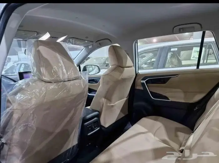 تويوتا راف فور ستاندر 2025 عرض للكاش وقسط يبدأ من 1500 ريال 3