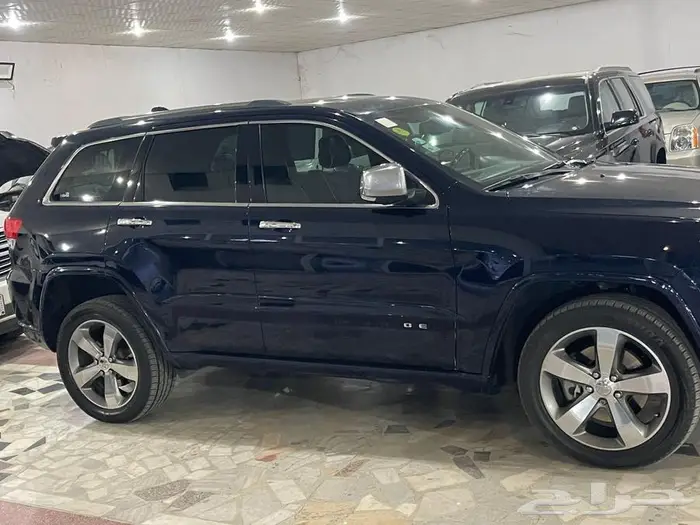 جيب جراند شيروكي اوفرلاند 2014 هيمي 8 سيليندر 5.7 2