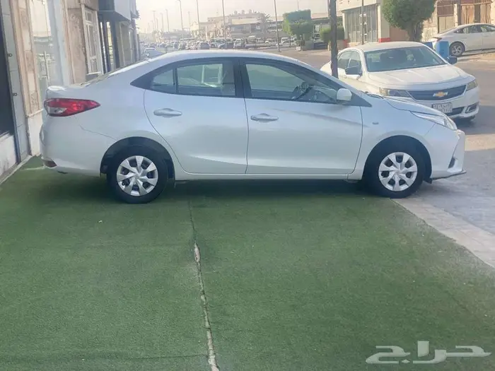 تويوتا يارس 2021 Y استخدام شخصي للبيع 4