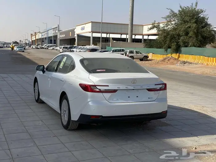 تويوتا كامري EPLUS هايبرد 2025 كاش - اقساط 3