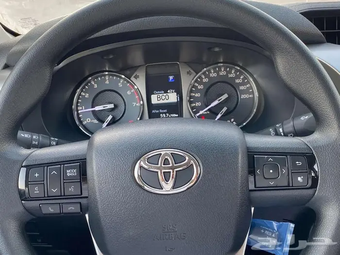 تويوتا هايلوكس vx6 سلندر بنزين فل كامل 2025 كاش - اقساط 8