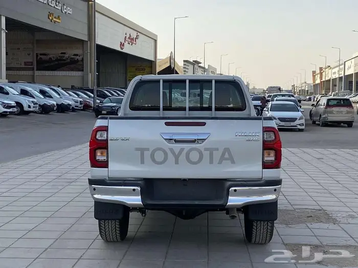 تويوتا هايلوكس vx6 سلندر بنزين فل كامل 2025 كاش - اقساط 7