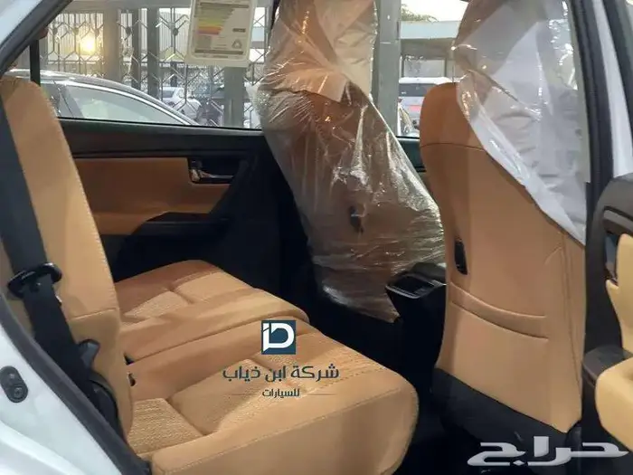 تويوتا فور شنر بنزين GX-2 2025 لدى شركه ابن دياب 3