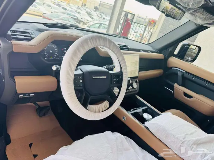 عرض خاص لاند روفر. ديفندر HSE فل كامل 6 سلندر 2026 4