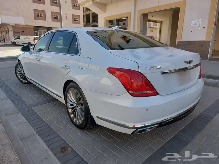 جينسيس G90 2017 رويال V6 نظيفة وكالة 26
