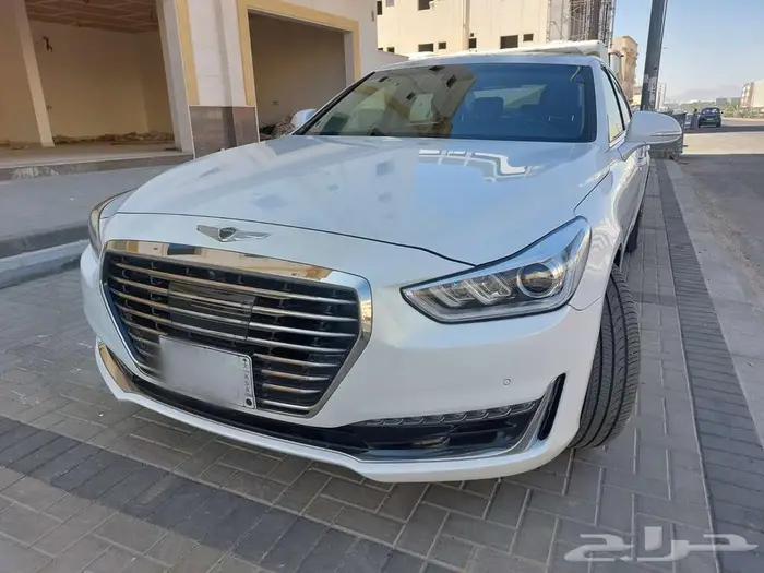 جينسيس G90 2017 رويال V6 نظيفة وكالة 36
