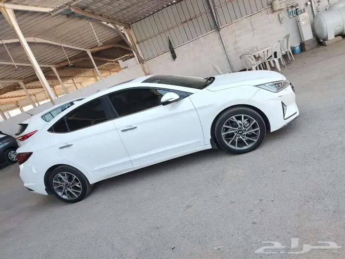 هونداي النترا 2019 فل كامل عداد 75 الف كم فتحه بودي وكاله 6