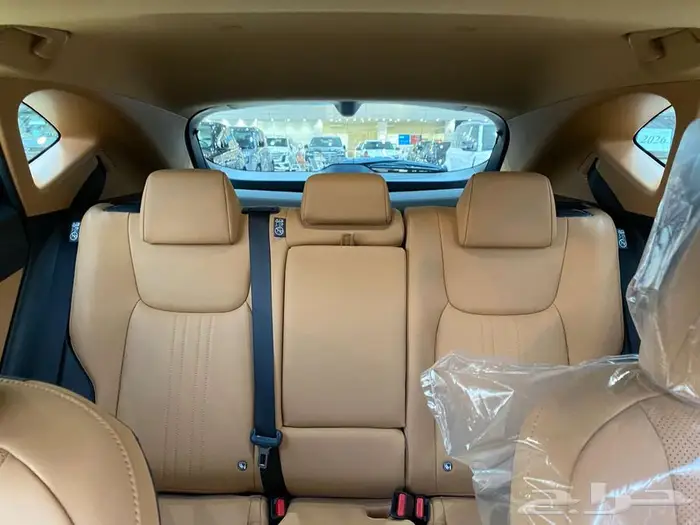 لكزس NX350 AA بنزين 2026 (اسود) 10
