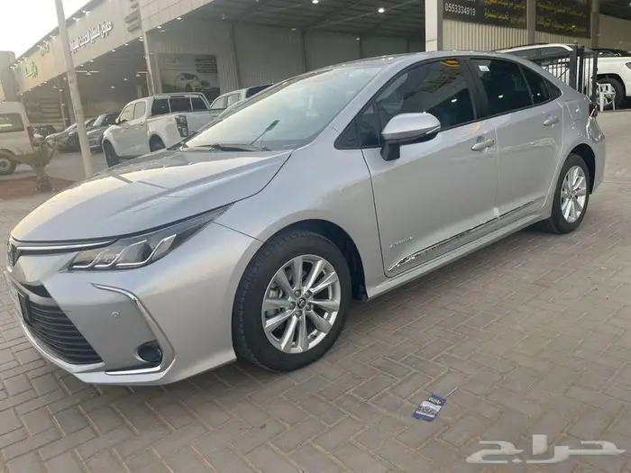 تويوتا كورولا 2025 محرك 2.0 مطور XLI 7
