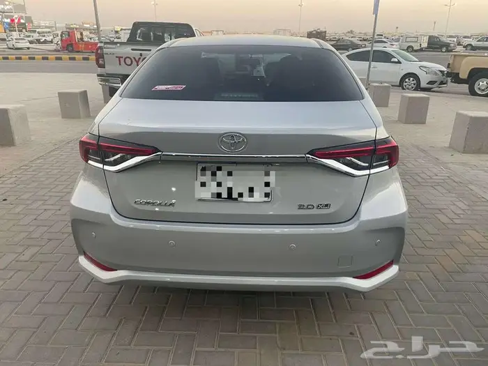 تويوتا كورولا 2025 محرك 2.0 مطور XLI 11