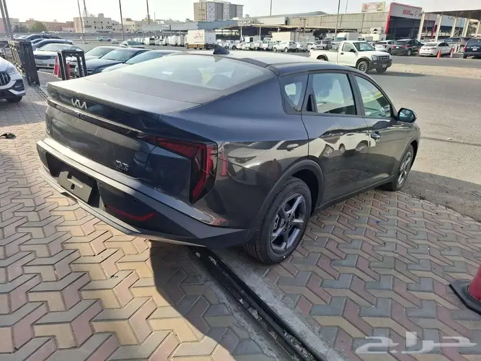 كيا K4ستاندر 2026 ونص فل 3