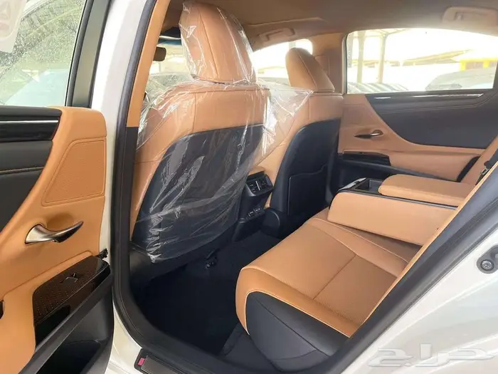 لكزس ES250 فئة AA سعودي 2025ب185.900شامل لدى الفريدي 1