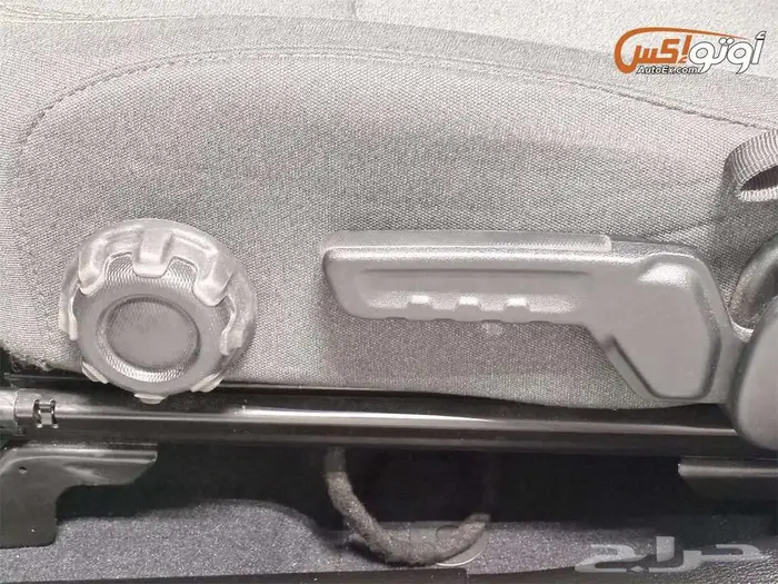 2024 جيب رانجلر صحارى 9