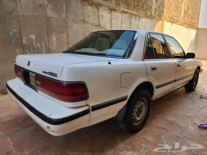 كرسيدا 1994 GL لوحة مميزة GLJ 68 4