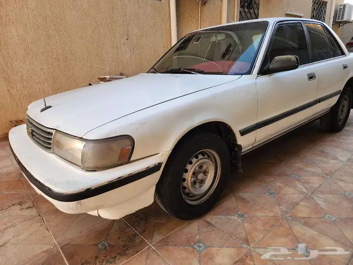 كرسيدا 1994 GL لوحة مميزة GLJ 68 1
