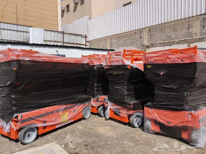 سيزرلفت جديد كهربائي للبيع والإيجار بجميع الارتفاعات 0