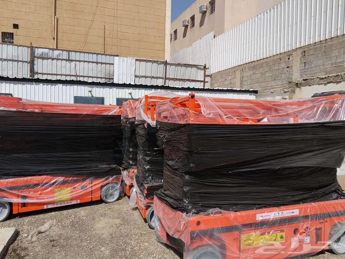 سيزرلفت جديد كهربائي للبيع والإيجار بجميع الارتفاعات 2