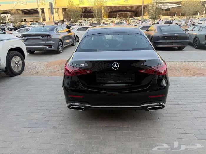 عرض خاص مرسيدس C200 موديل 2025 بطاقة جمركية بالتقسيط 10
