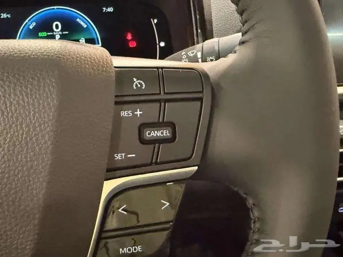 تويوتا كامري E بلس 2025   أداء مميز باقل قسط 11