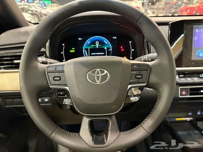 تويوتا كامري E بلس 2025   أداء مميز باقل قسط 16