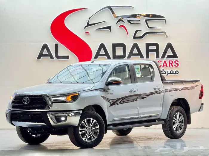 تويوتا هايلكس SGLX قير عادي بنزين 2025 3