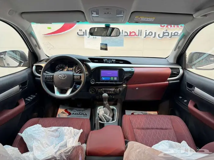 تويوتا هايلكس SGLX قير عادي بنزين 2025 10