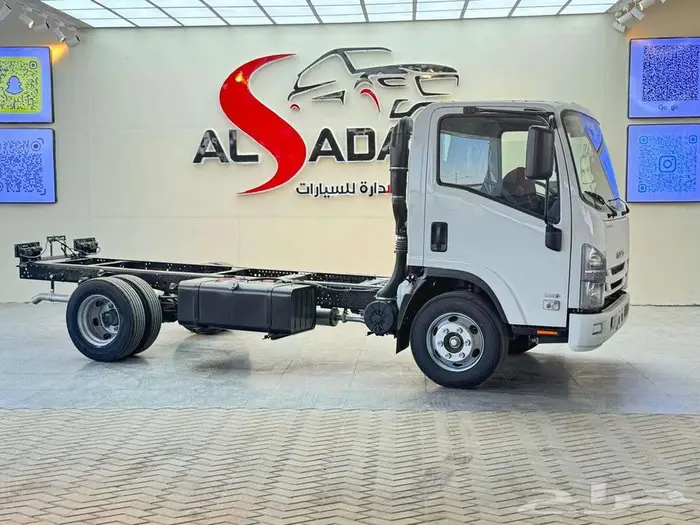 ايسوزو دينا 5 طن شاص 5 م يابانى 2025 كاش وتمويل اسطول 1