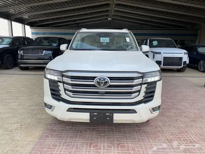 تويوتا لاندكروزر 2025 -L4 بنزين. سعودي (- ابيض ) 0