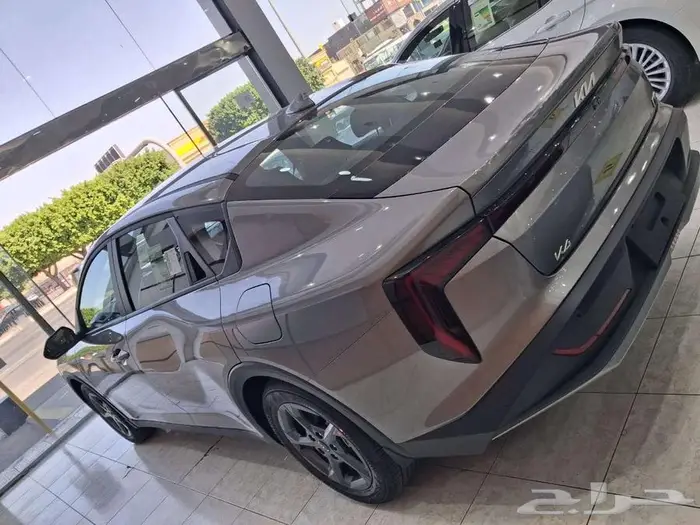 كيا كى 4 استاندر 1600 سى سى 5