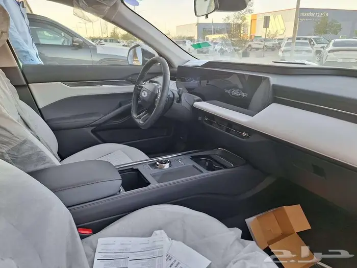 فورد توروس ترند 2026 3