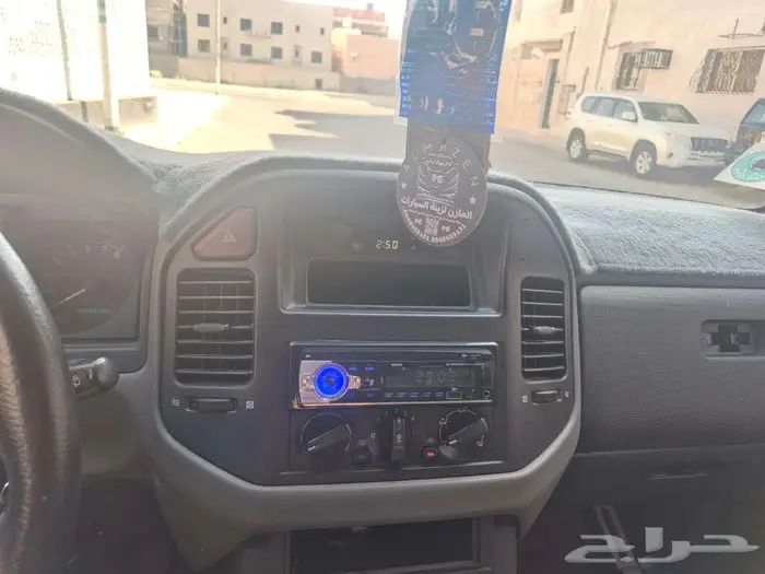 متسوبيشي باجيرو 8