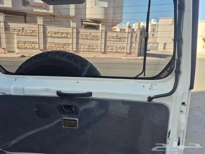 متسوبيشي باجيرو 28