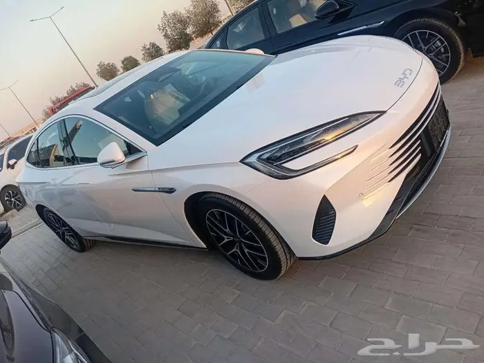 بي واي دي سيل 7 بريميوم 2026 لدى سفنز التجارية 6