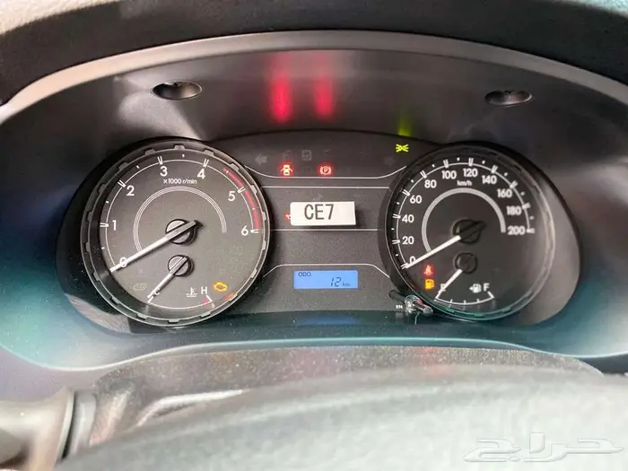 هايلوكس غمارتين GL2 4 4 عادي ديزل 2025 12