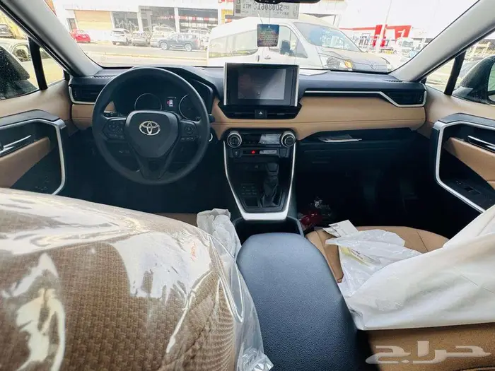 تويوتا راف فور فتحه 2000 cc ابيض موديل 2025 9