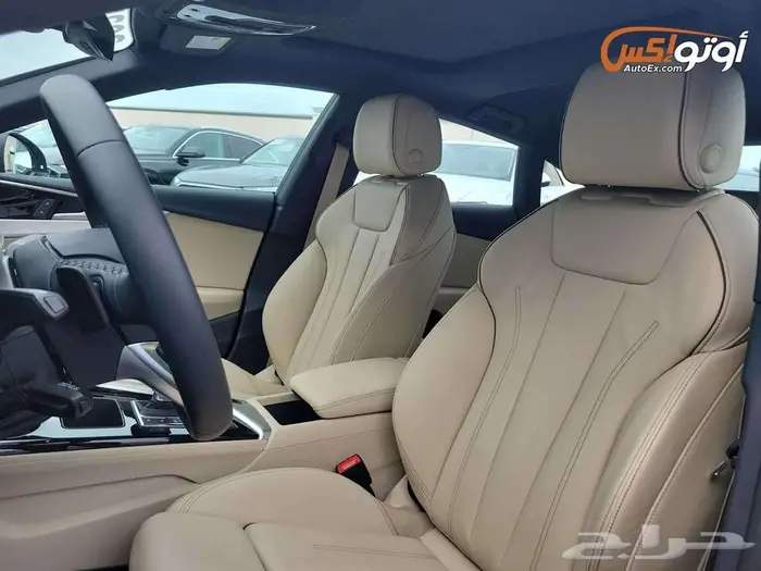 2025 أودي A5 بريميوم 11