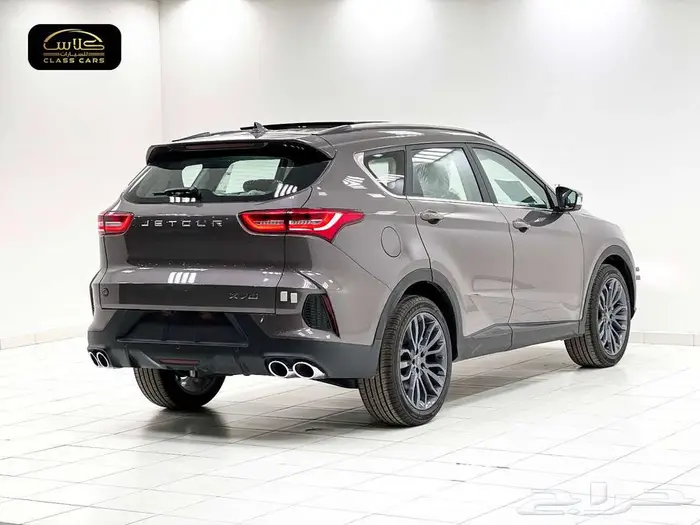 جيتور X70 لاكجري 7ركاب موديل 2025 1