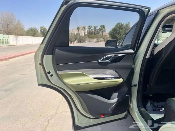 هونشي نظيفة اخت الجديدة   HS3 Flagship Two Tone 2024 18